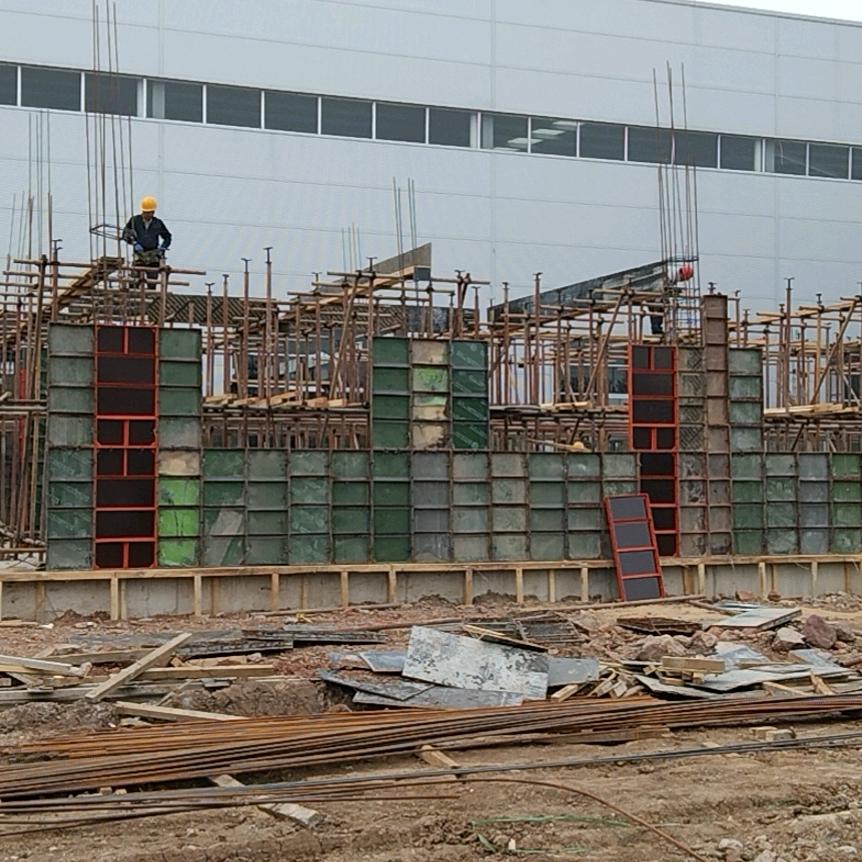 免拆模板建房