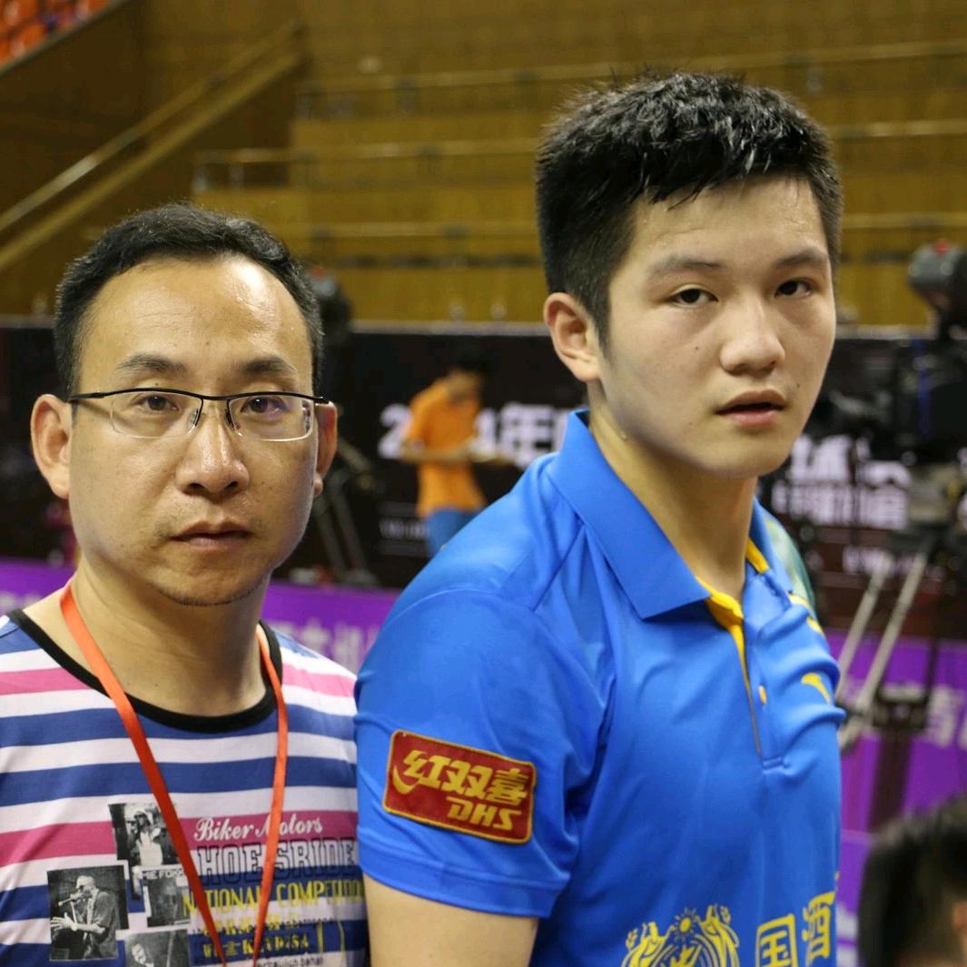 苍南国金乒乓球馆陈教练