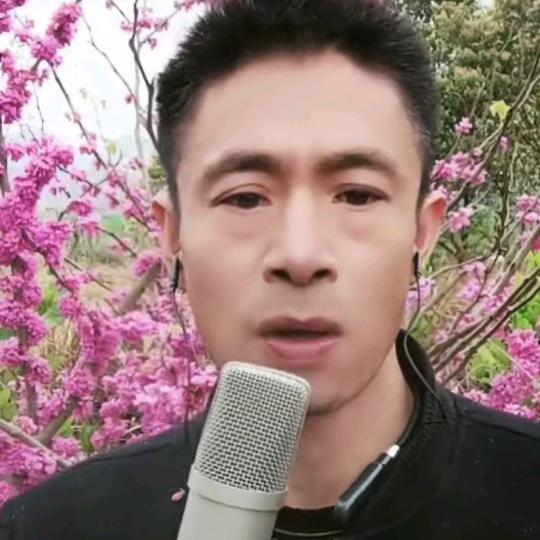 石意🎤（每晚18.10开直播〉