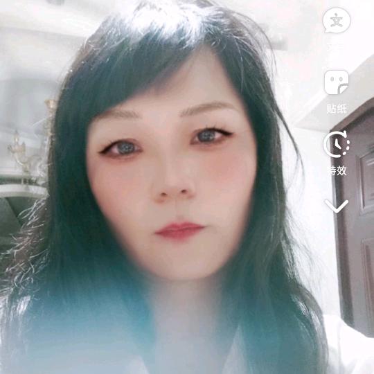 雪中百合