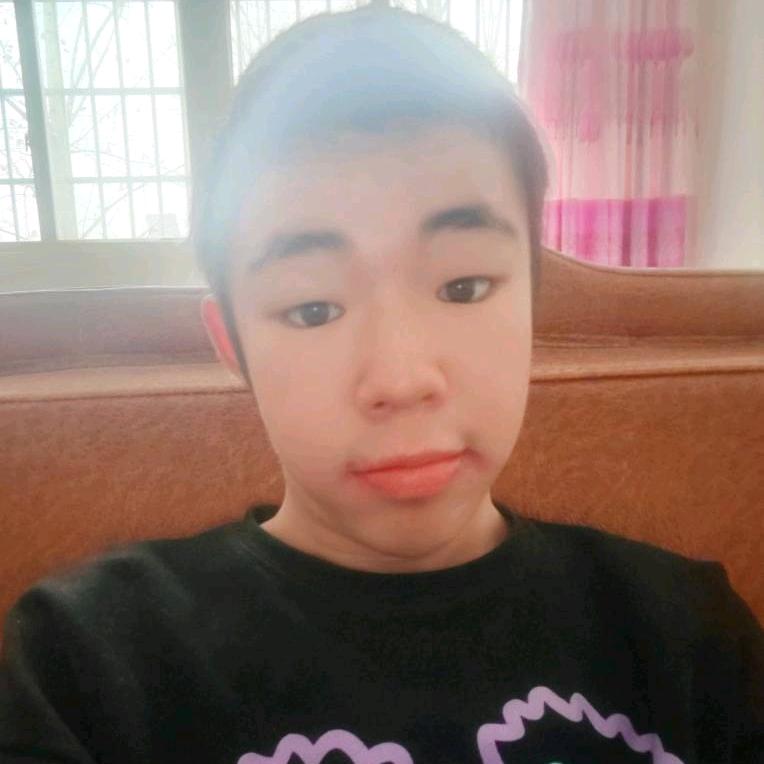 小峻纬