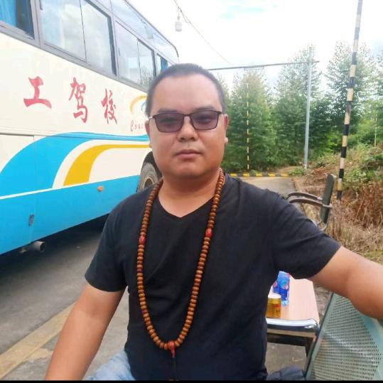 锦工驾校一陈晓彪