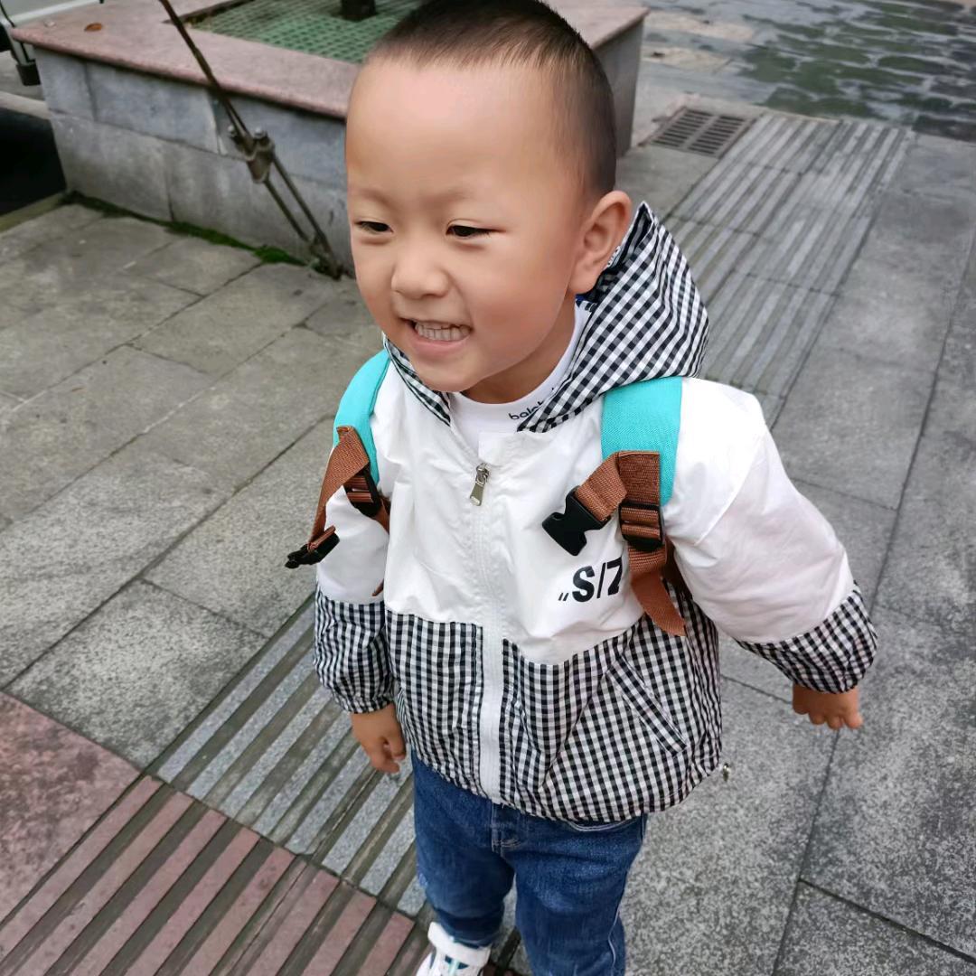 二宝谨瑜