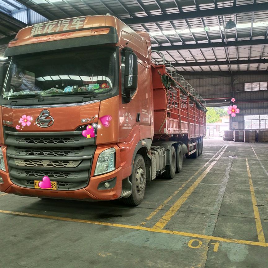 广西容县卡车，小何。