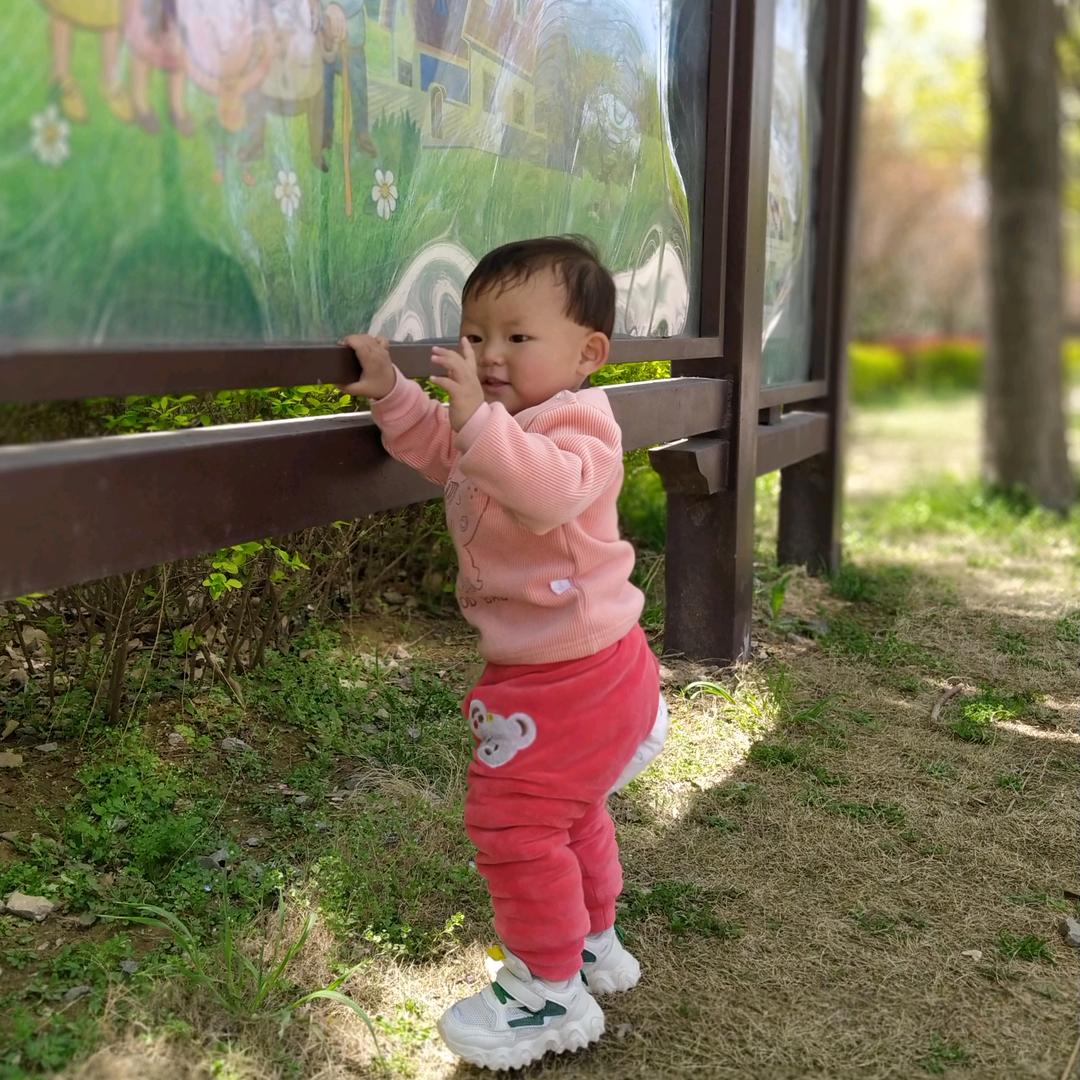 《名阳五金批发》小吴