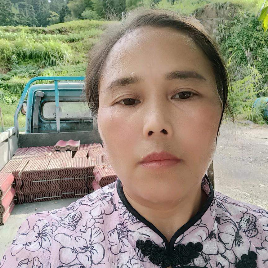 远口卖水泥。红砖，沙子，各种瓦