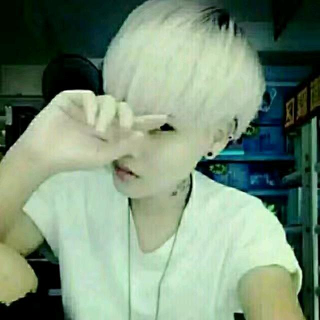 👆独来独往👇小砖✌