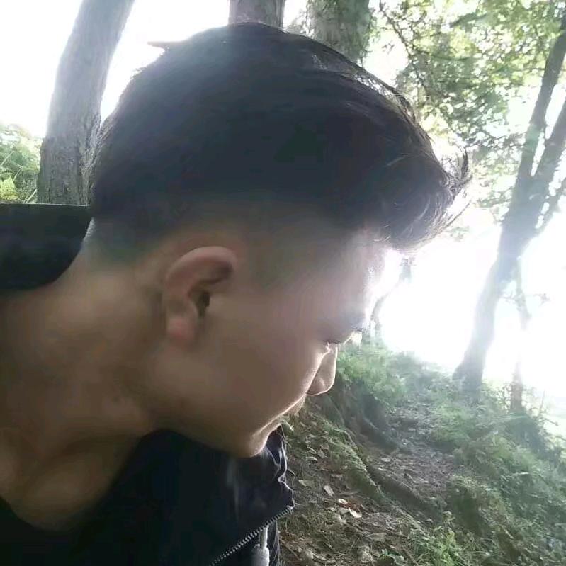 @袁不凡