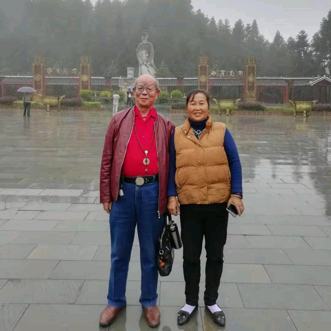 上官珍珍