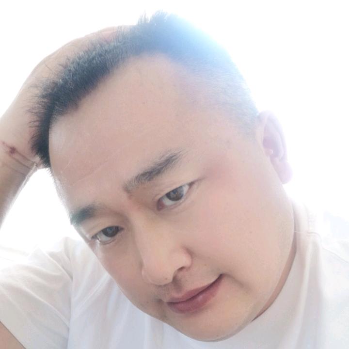 A索狼扎西_