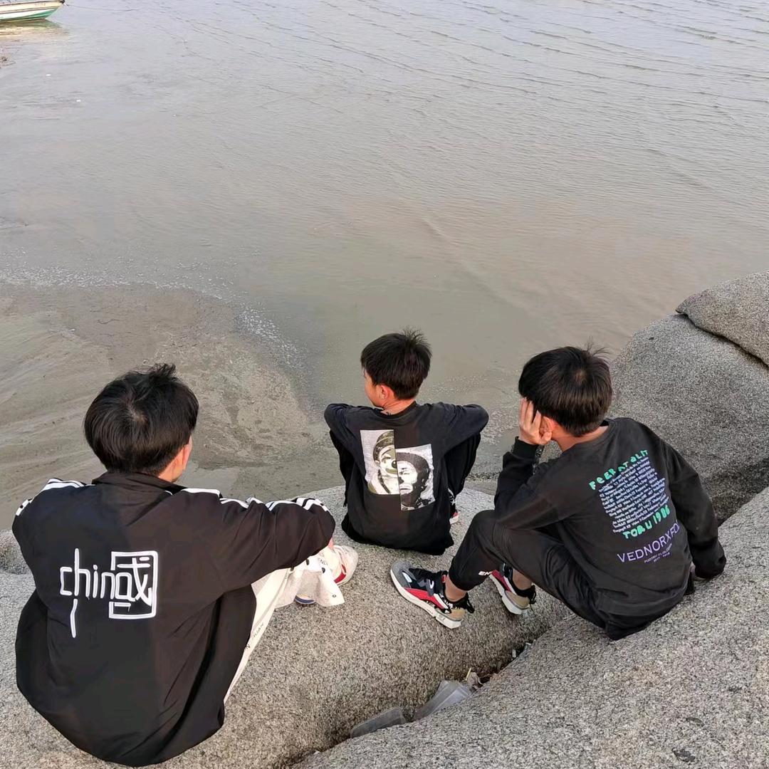 轻狂绕过时光