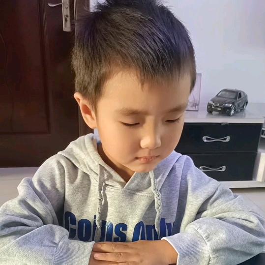 硕硕同学