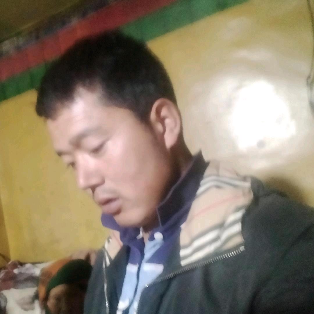 洛桑群培