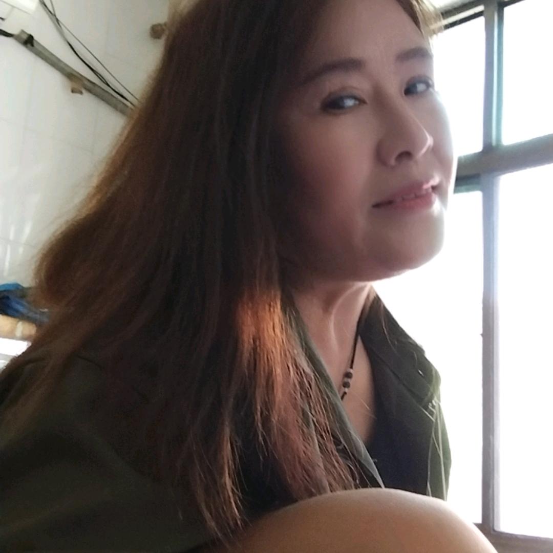 ☔️雨伞姐