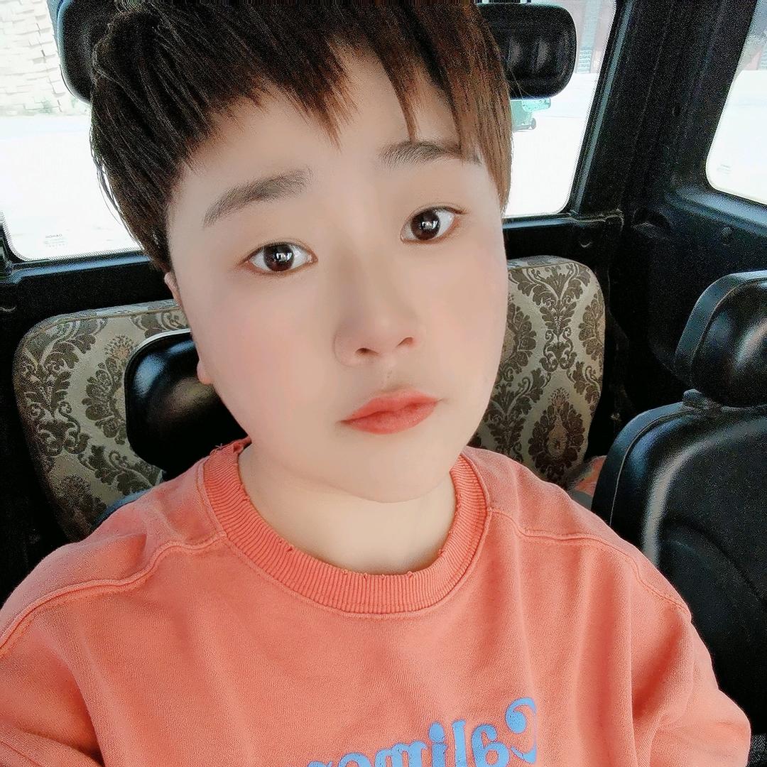 💋    最初。