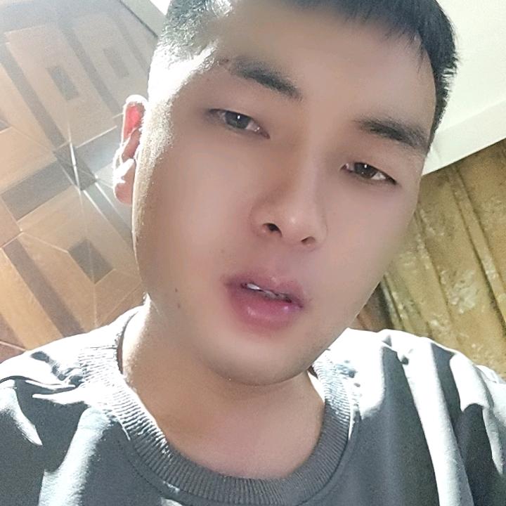 🐉江 哥