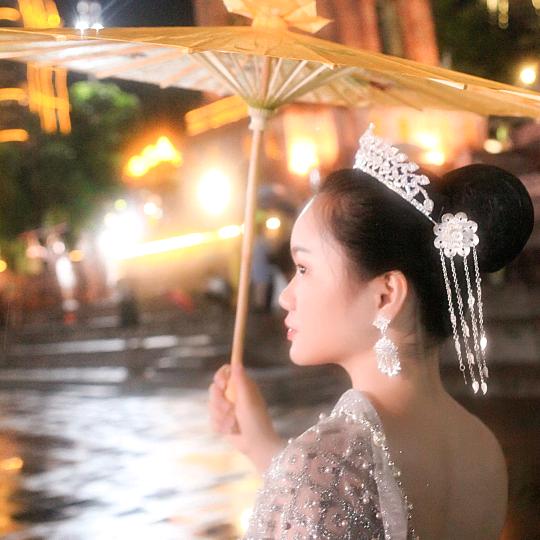 陈~