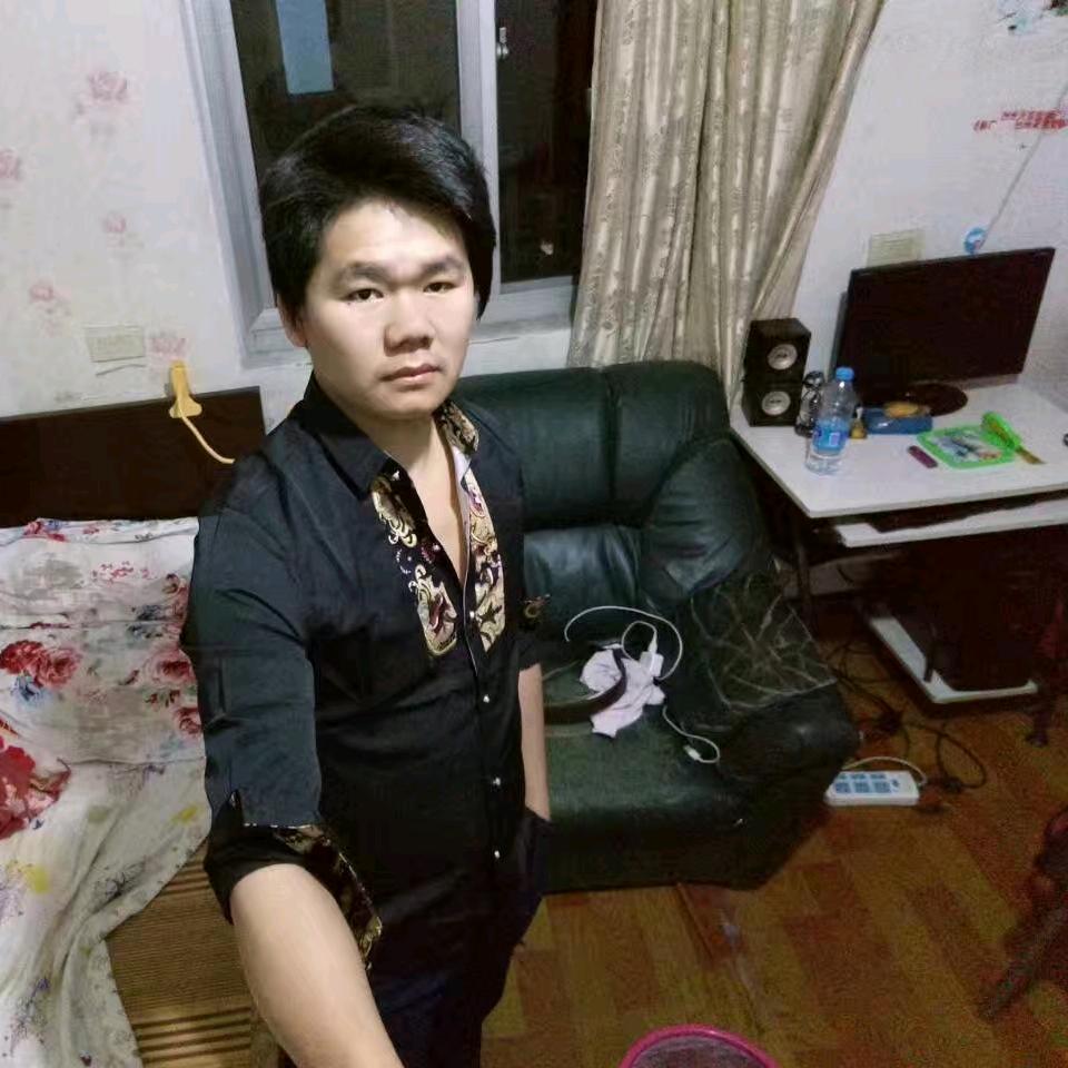 荣少