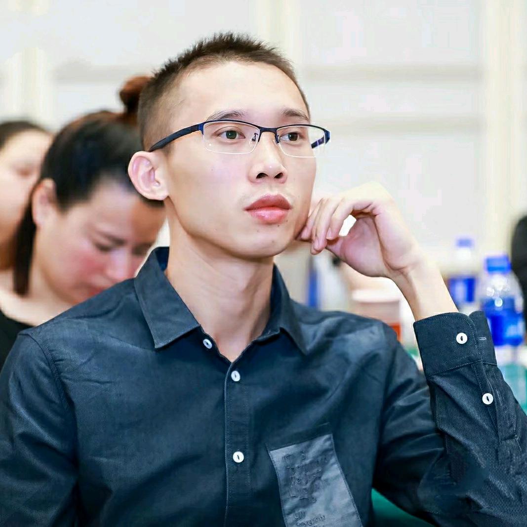 廉江奔马汽车维修中心