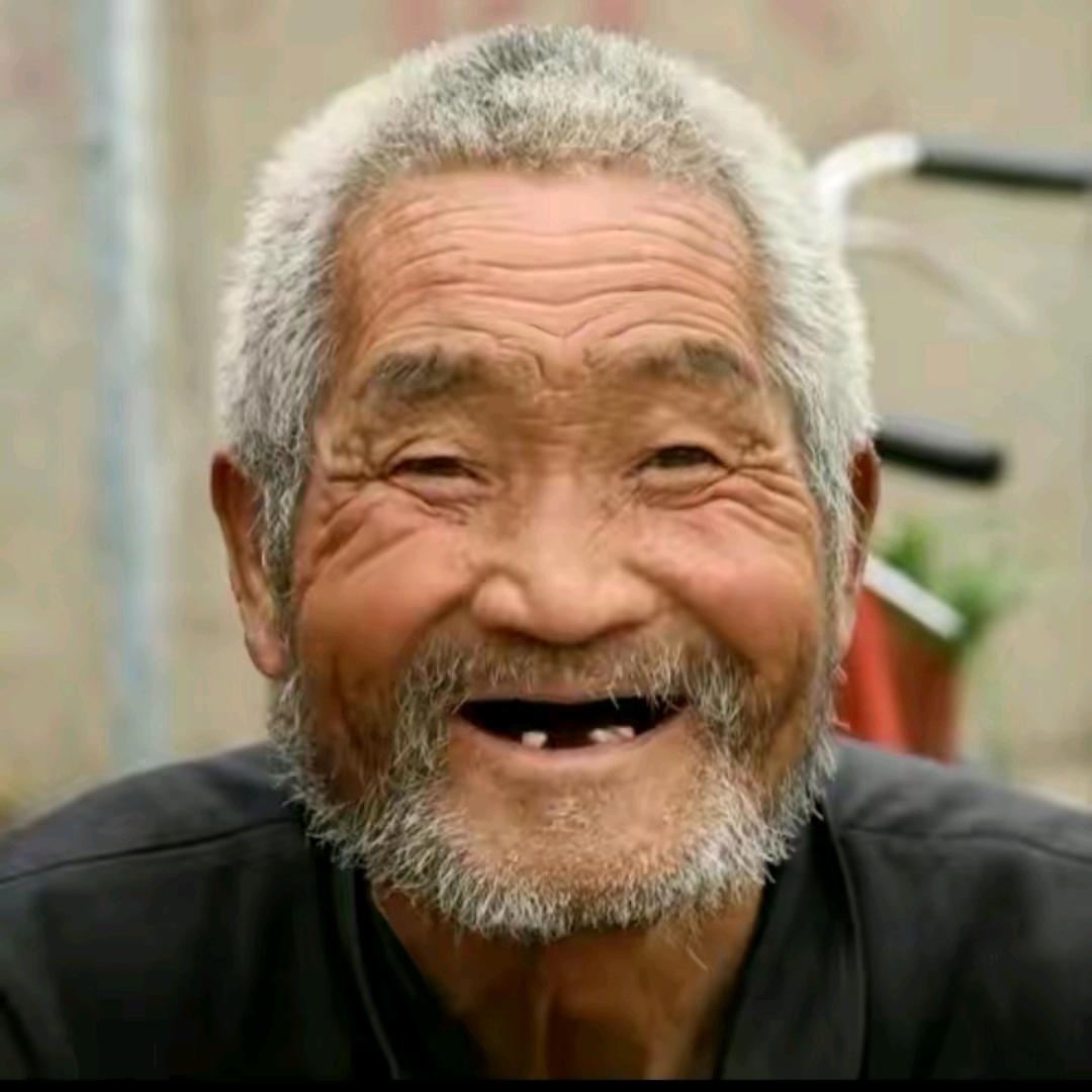 隔壁老张，有低保