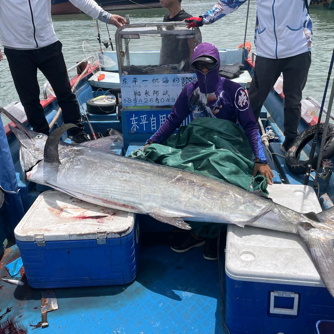 不会煮饭的阿斌船长