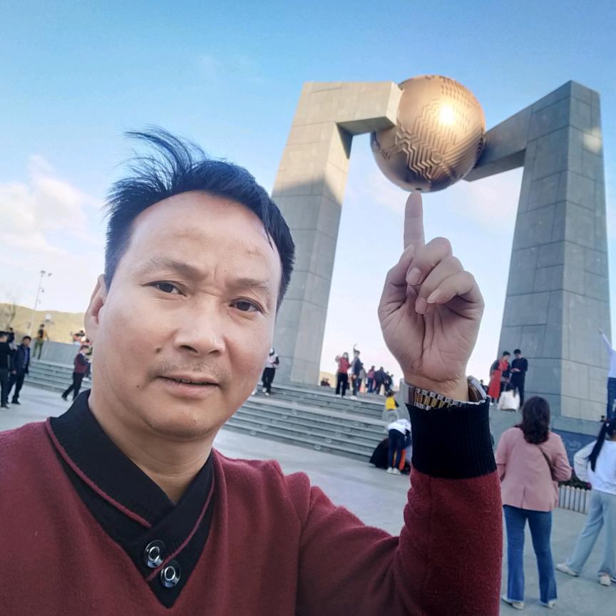 世通驾校李教练