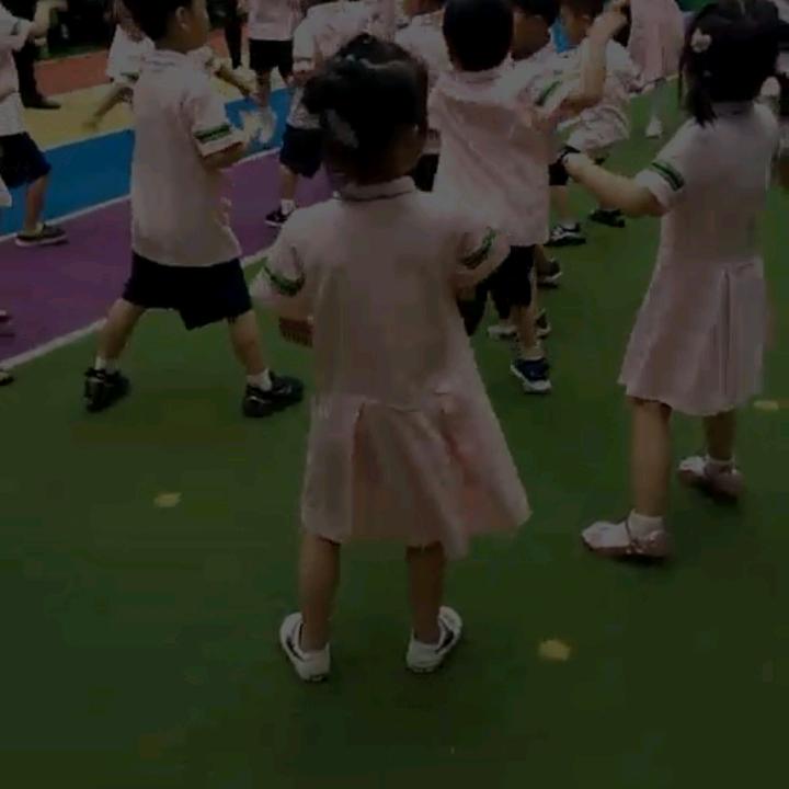 玲红