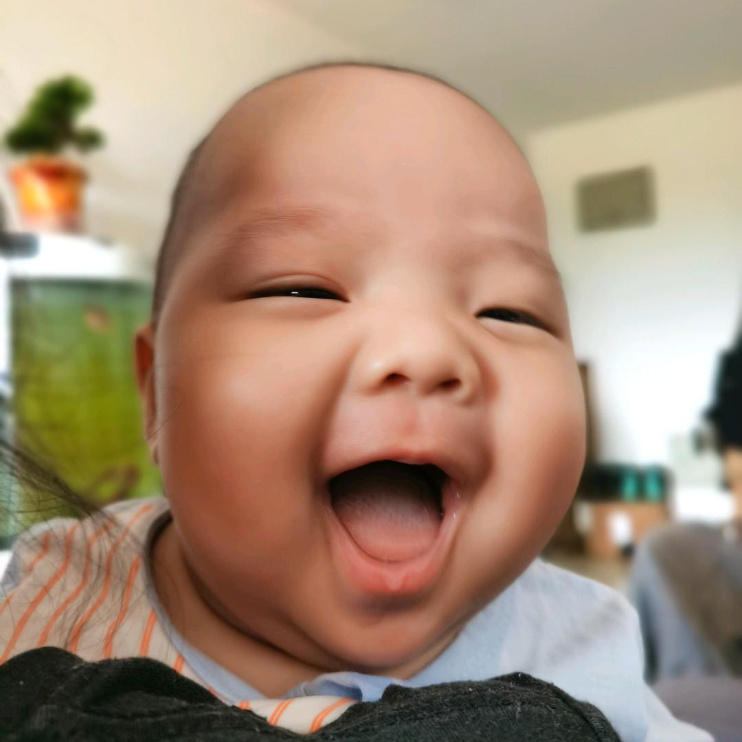 快乐小点心—坤仔