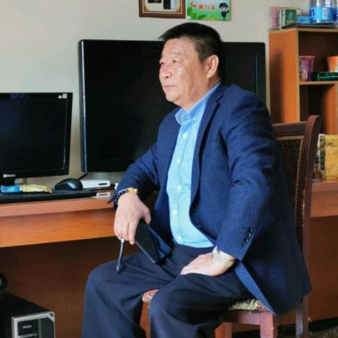 满哥头像
