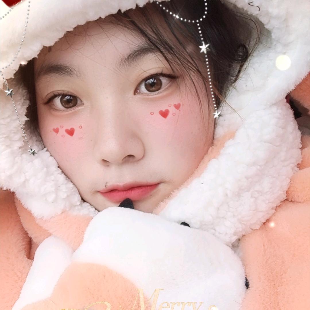 是桃子吖🍒
