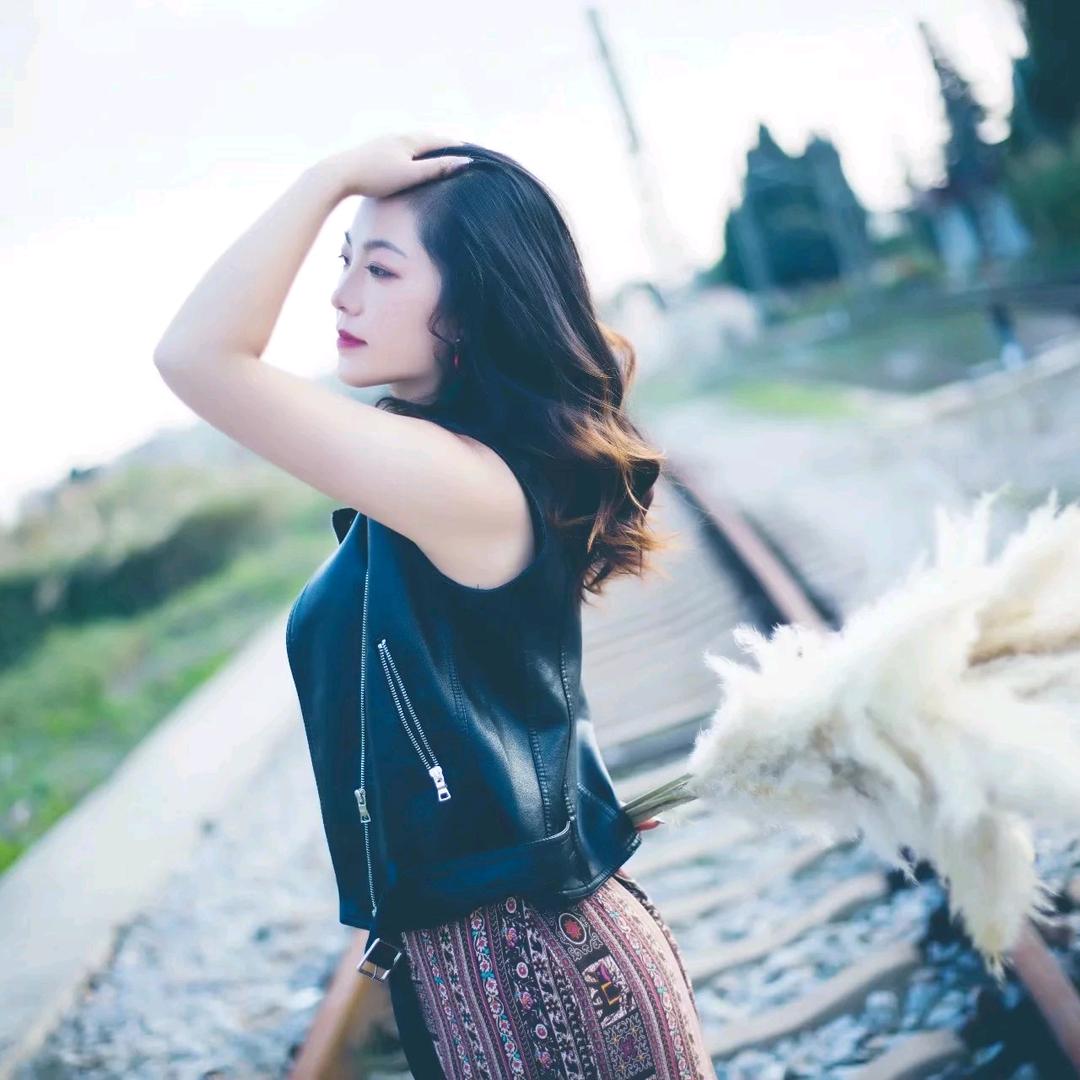 我怕黑！恰好你是光