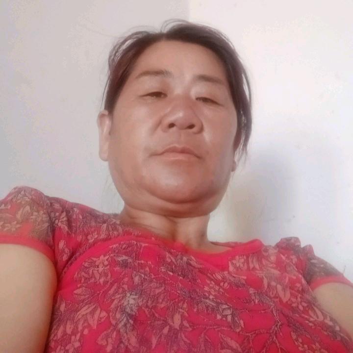 草莓大姐