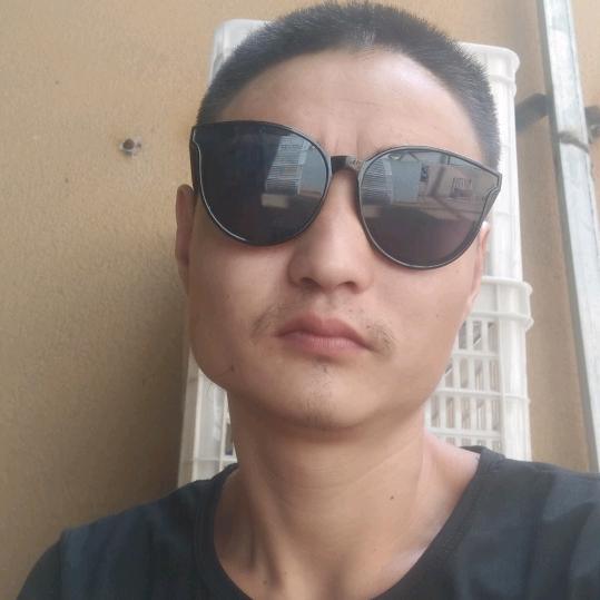 开心的人