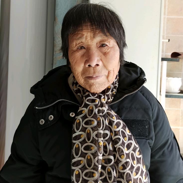 李向英