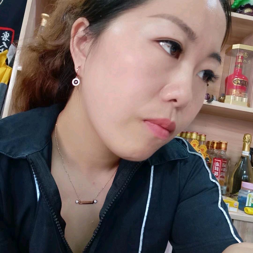 包场他她女装（不定时开播)