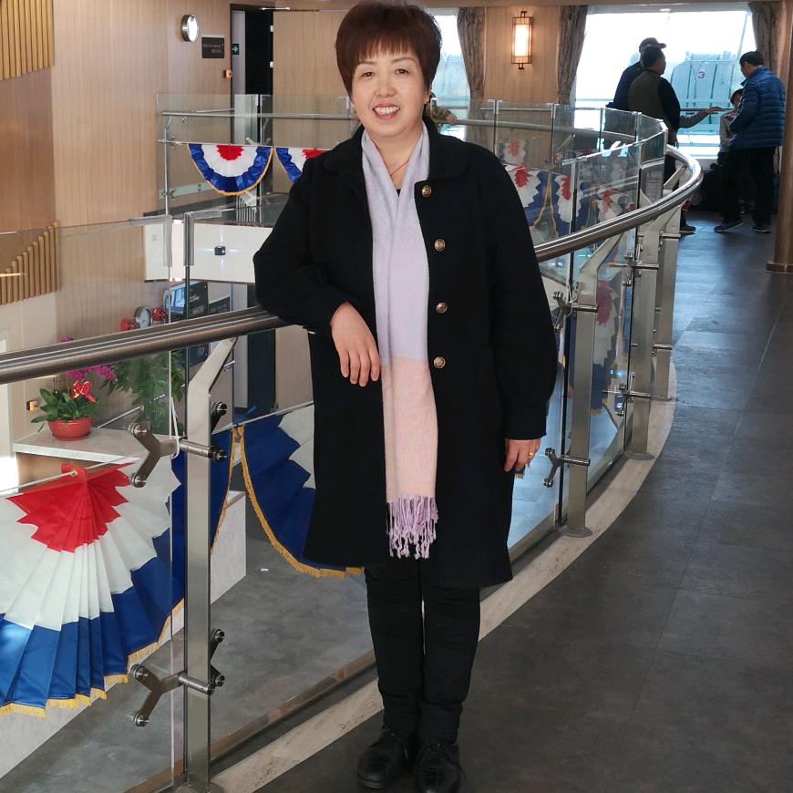 任县商品街贵夫人店