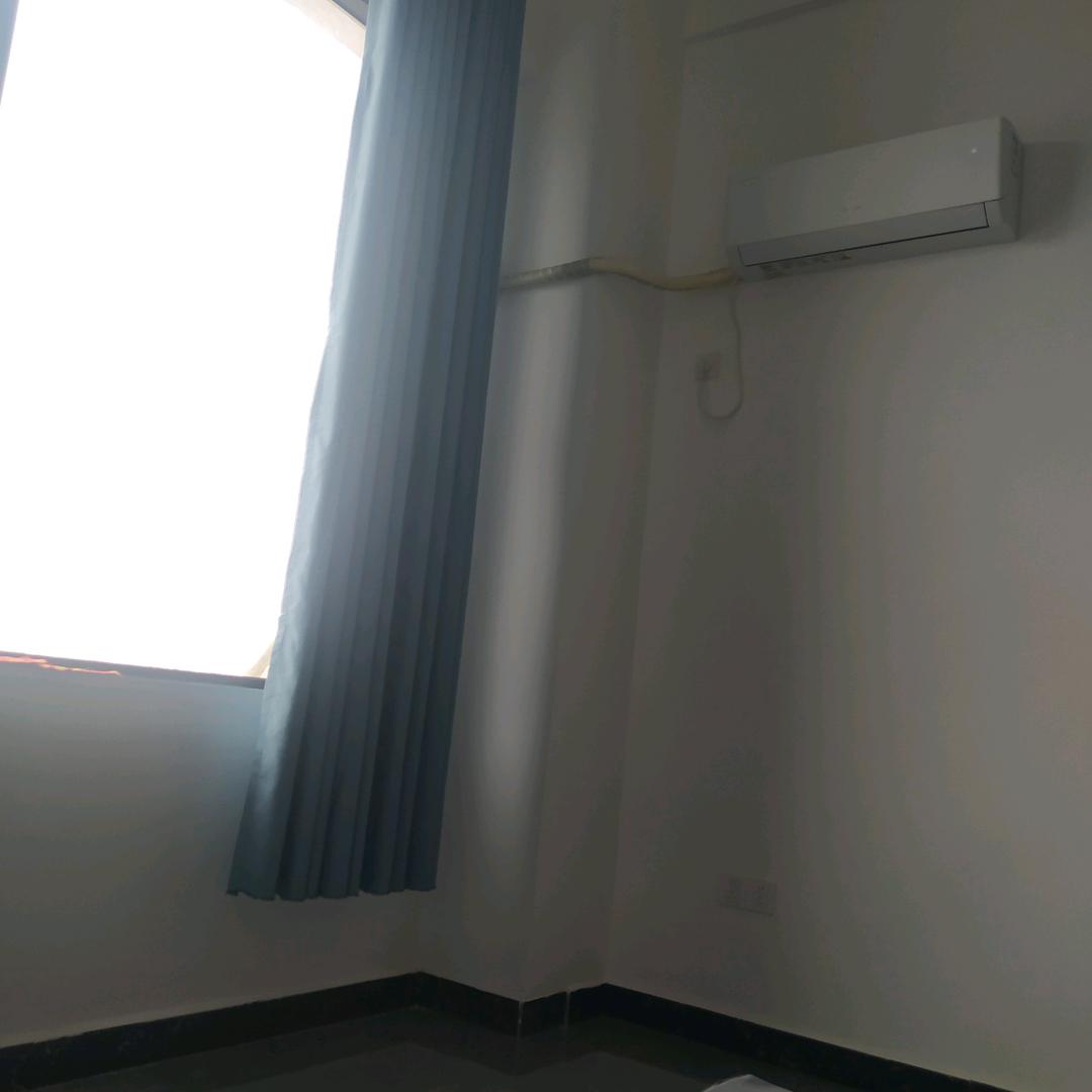 白云飘杨