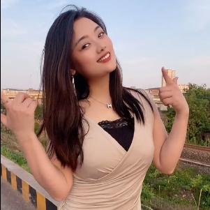 张云霞