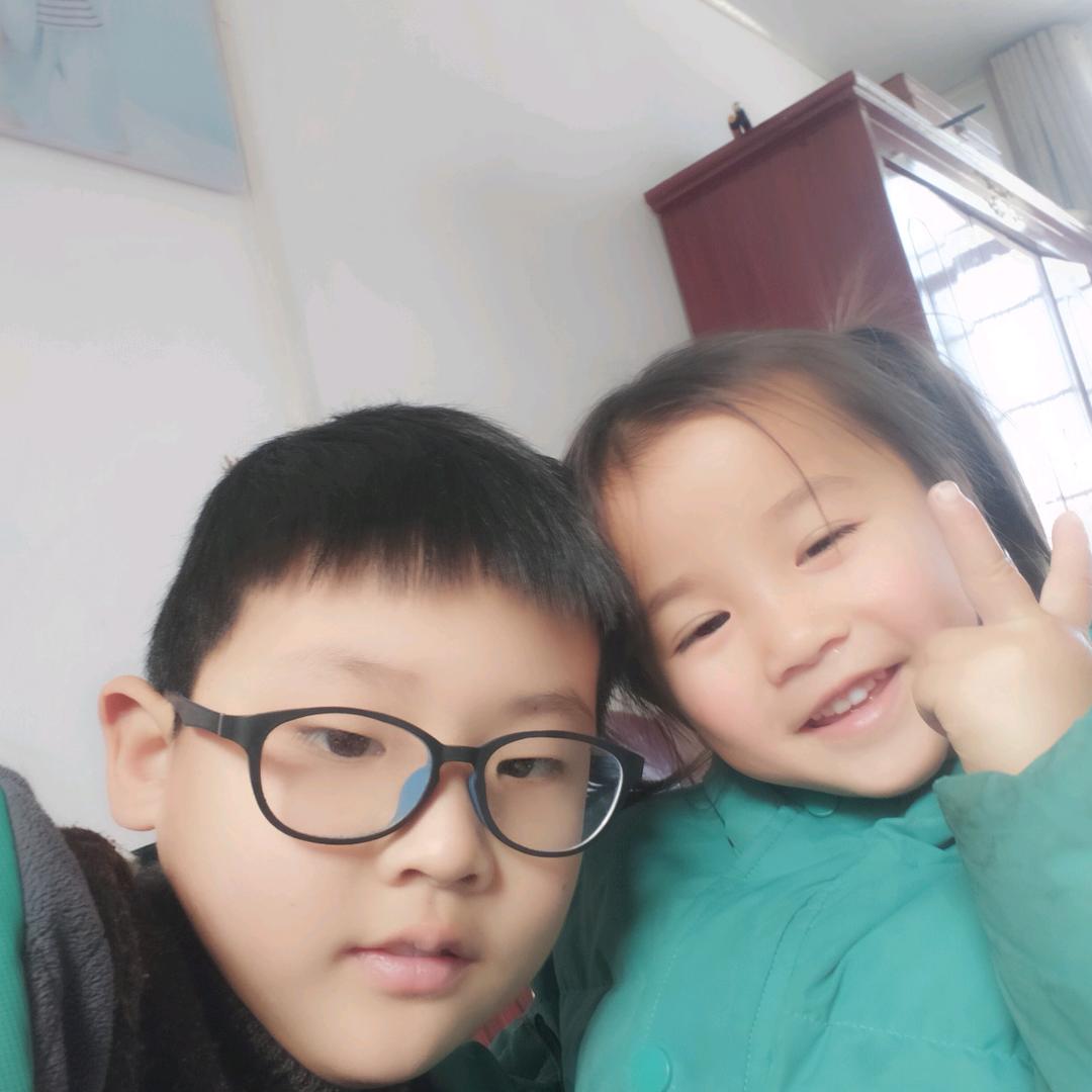 方艺雯奶奶