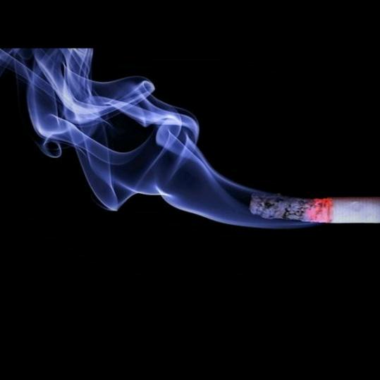 香烟燃盡终是灰