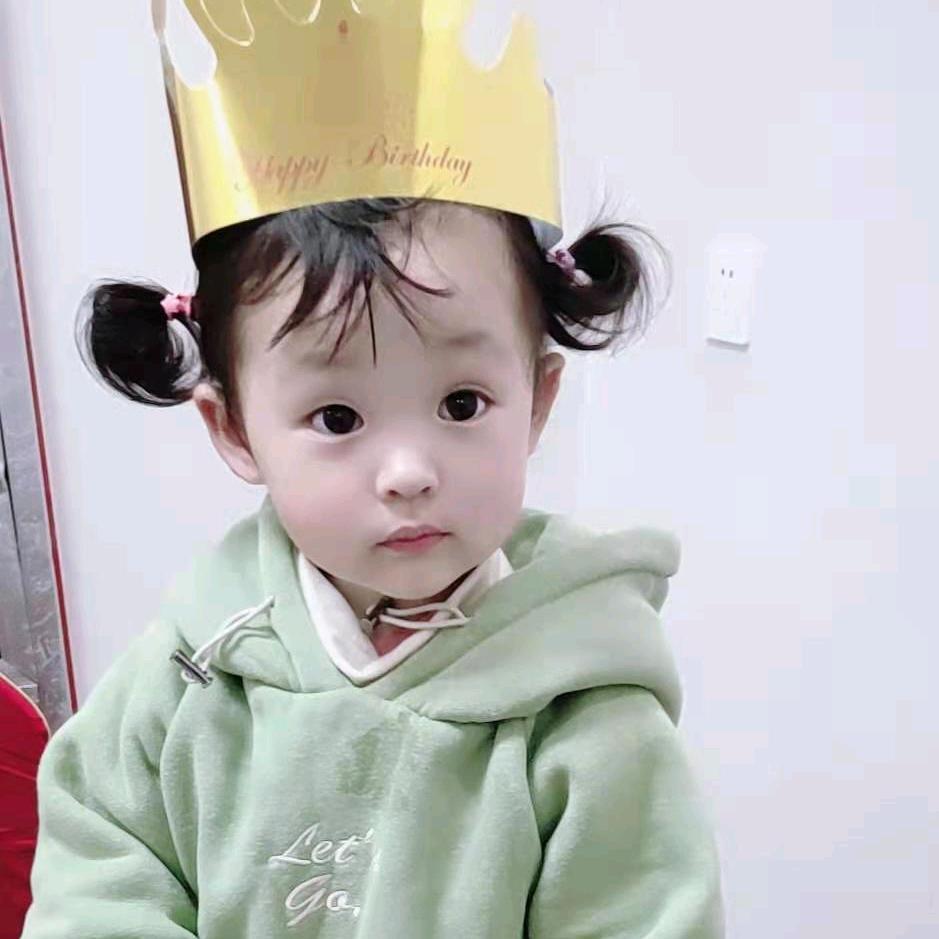 李
