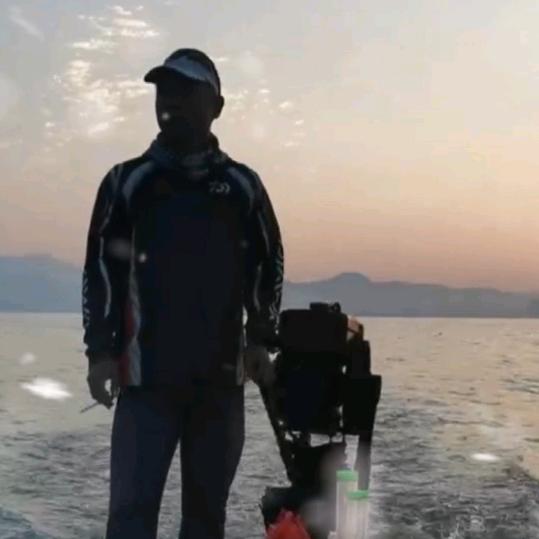 大亚湾途居旅馆/湾仔海钓