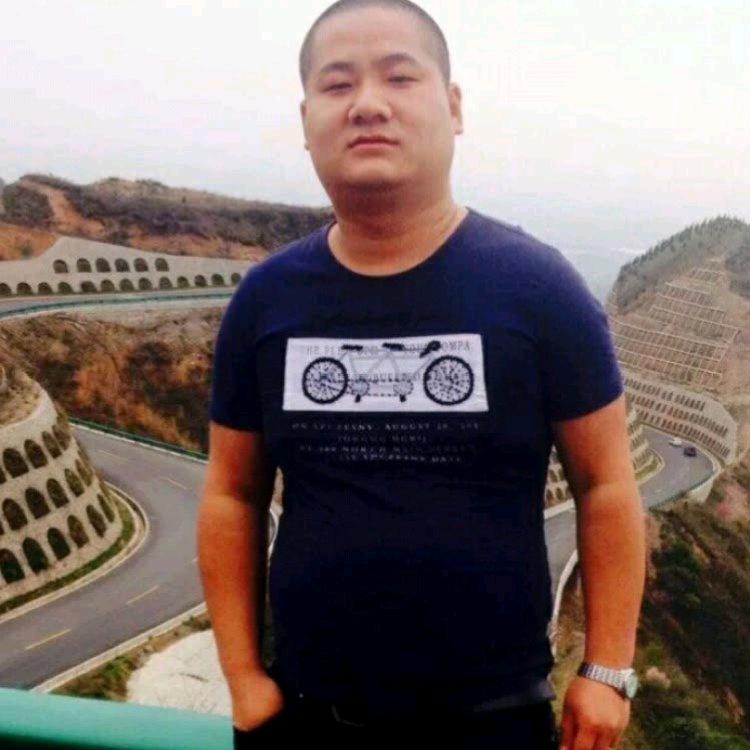 დ᭄ꦿ笑着退场꧔ꦿ℘⸙