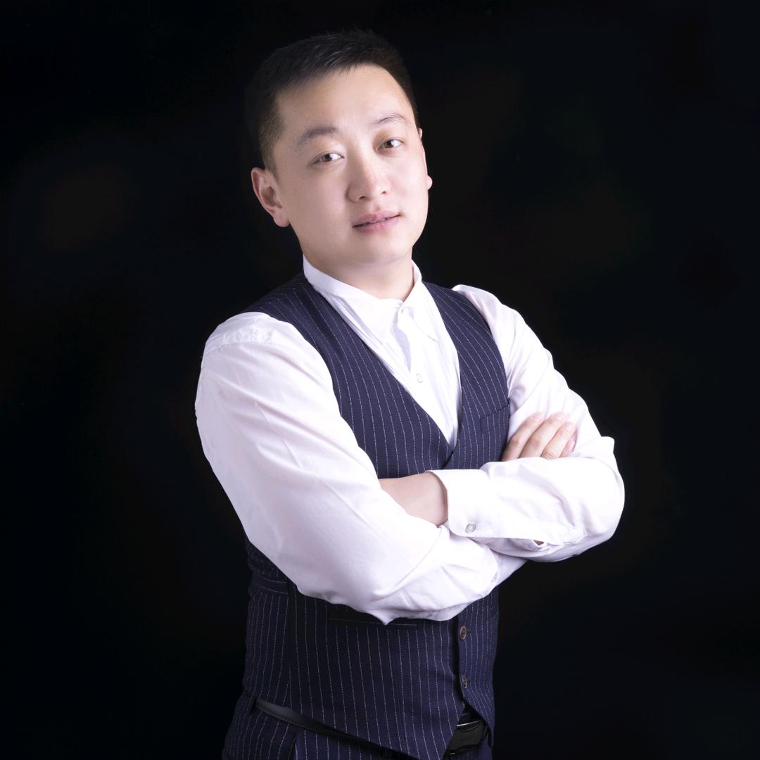 董小东