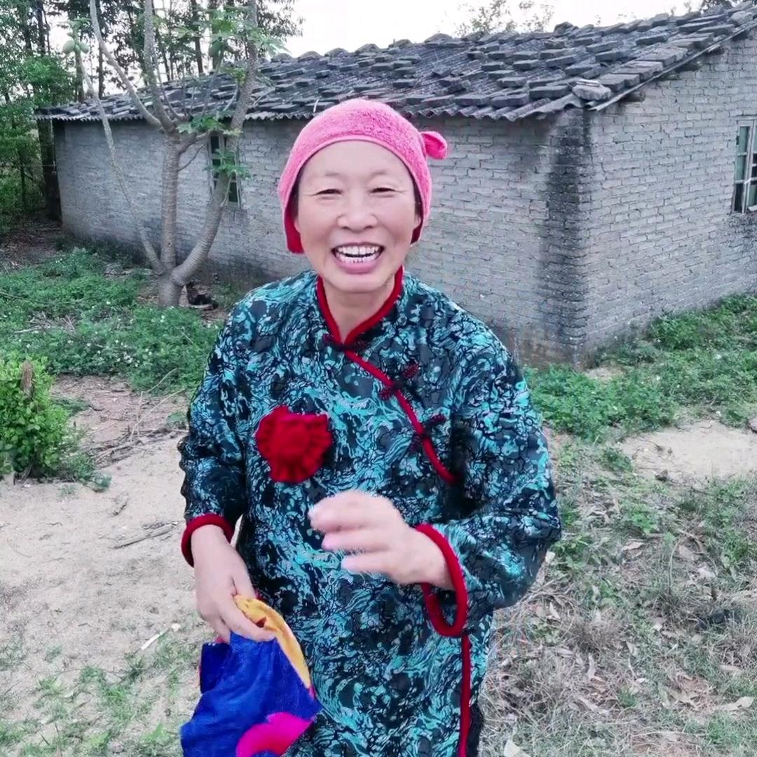 土布秀姐¹
