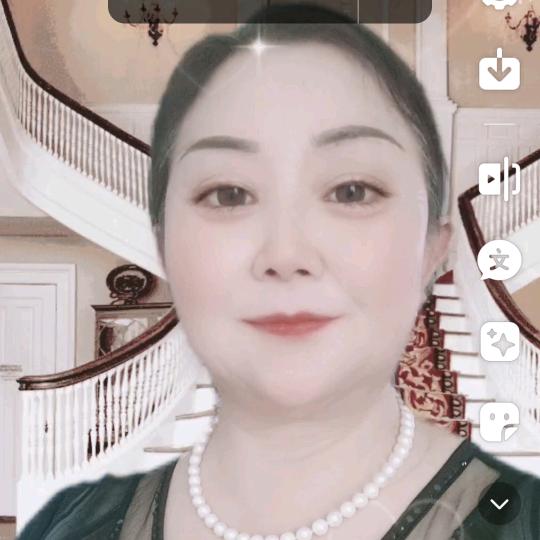 贺琼