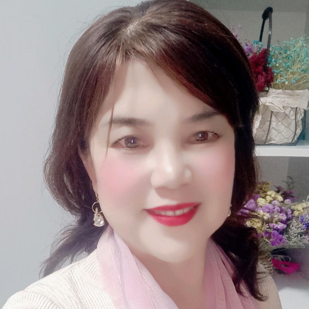 黄素华