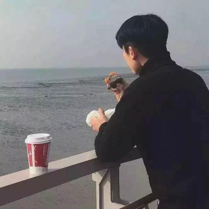 張國榮.