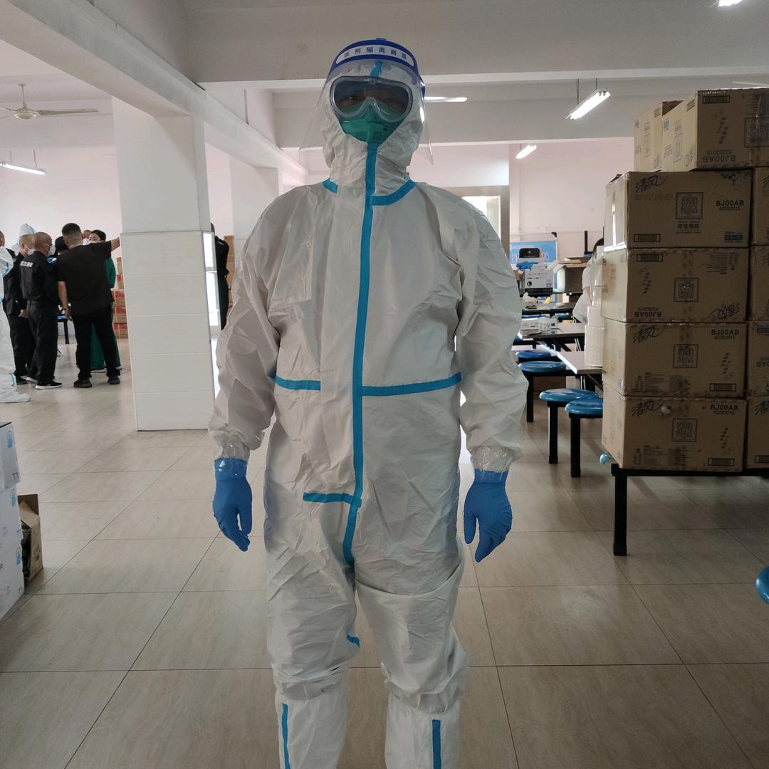 红土地(18.30开播)