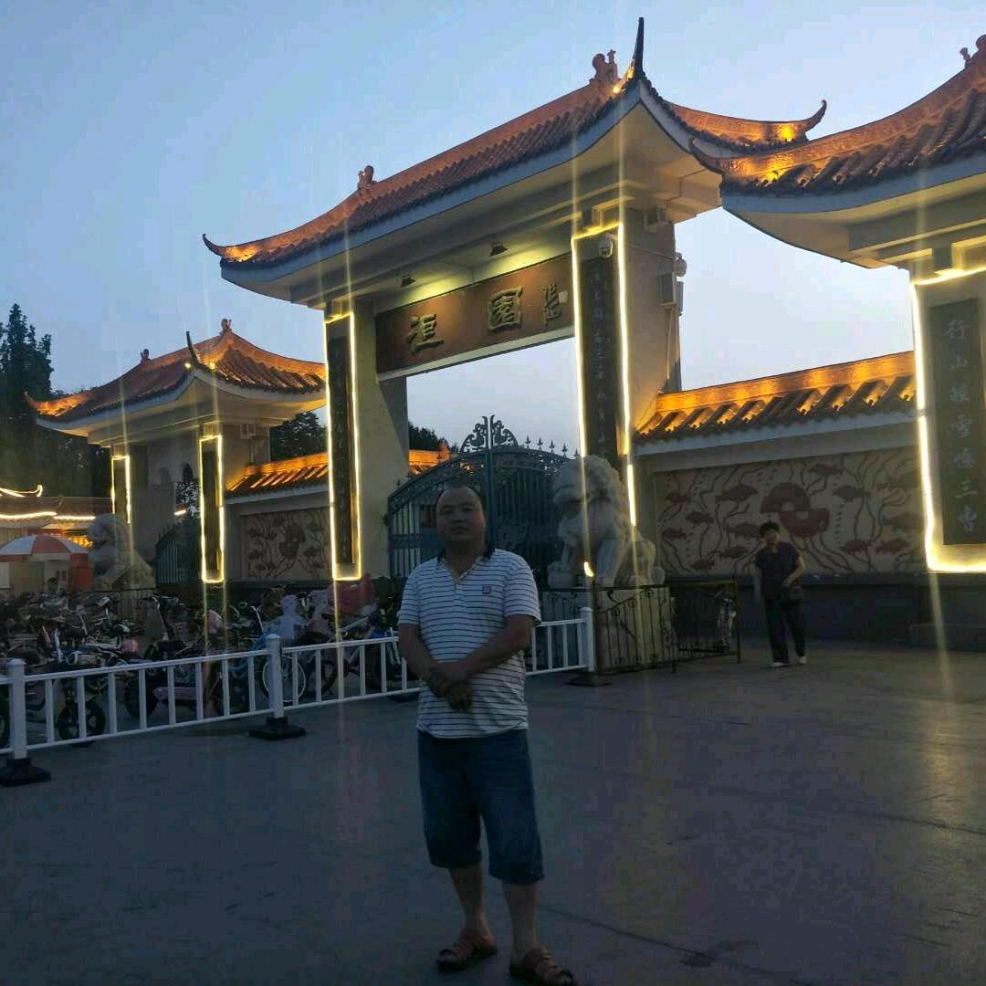 龅牙哥爱唱歌🎤